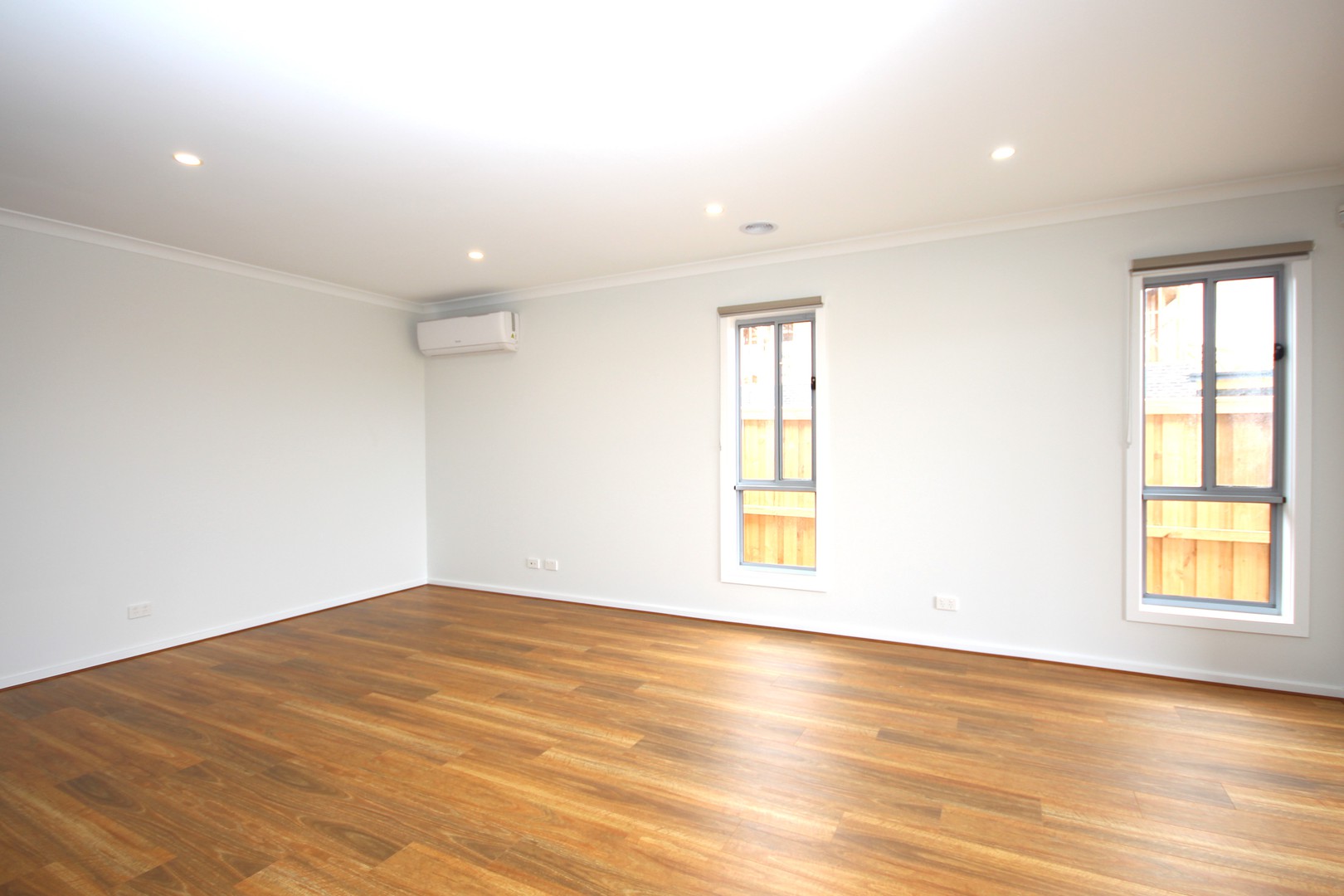 36  Gilroy Crescent, Charlemont, VIC 3217, Charlemont - Thumbnail 3