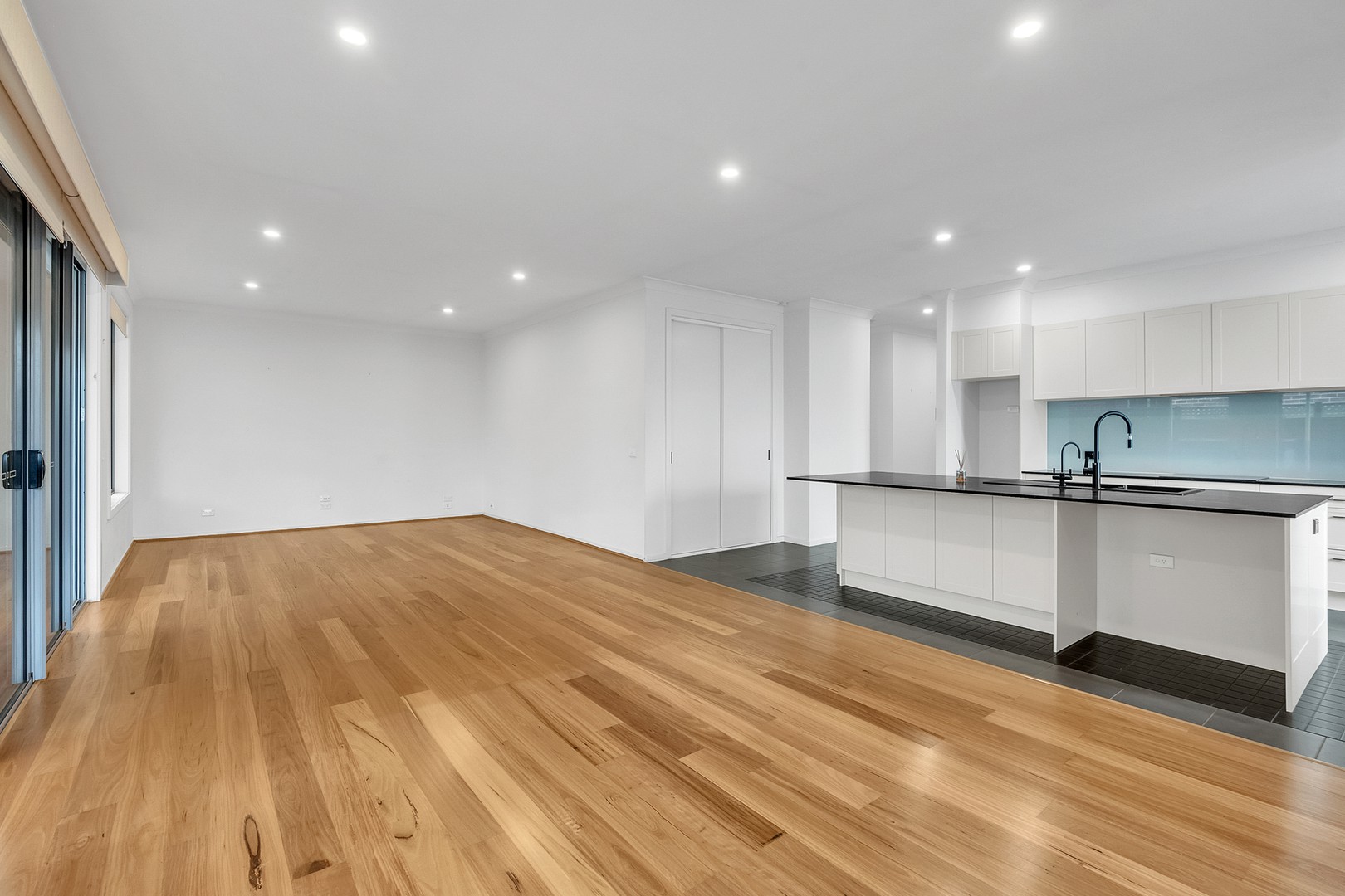 36 Girraween Crescent, Craigieburn, VIC 3064 - Thumbnail 2 - 19/03/2026