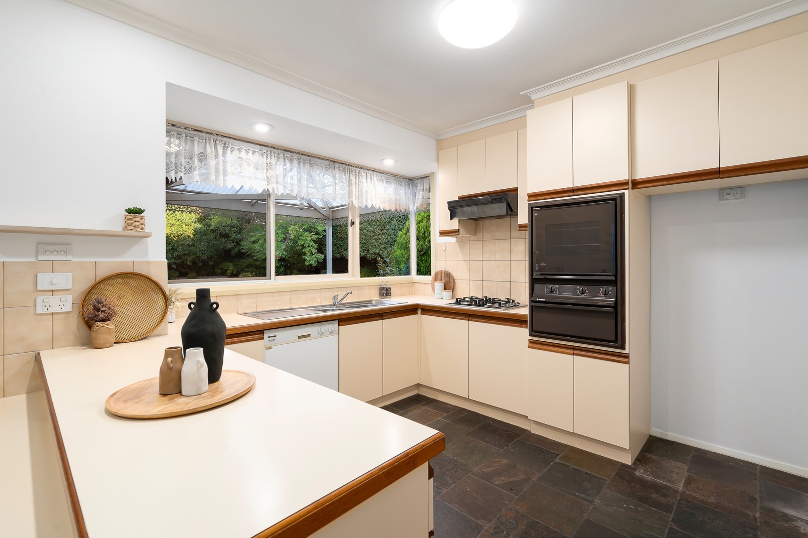 36 Hawtin Street, Templestowe, VIC 3106, Templestowe - Thumbnail 3