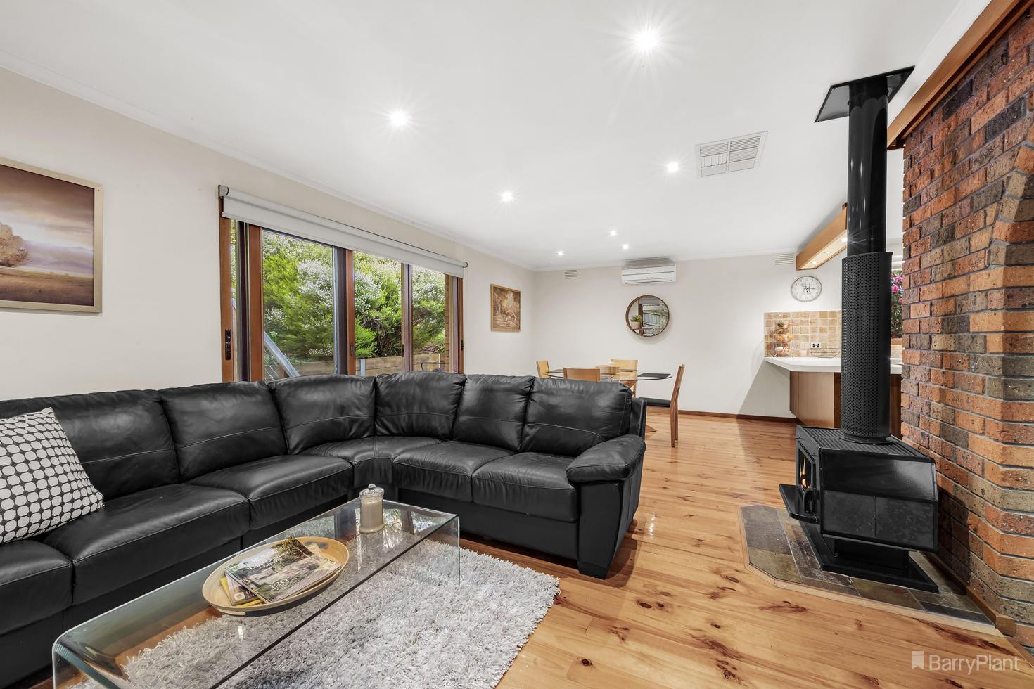 36 Lynette Avenue, Warrandyte, VIC 3113 - Thumbnail 2 - 18/09/2023