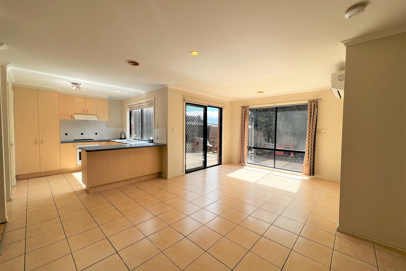36 Mathisen Terrace, Hillside, VIC 3037, Hillside - Thumbnail 3