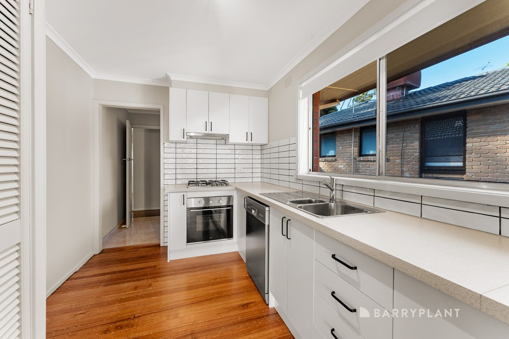 36 Meyrick Crescent, Viewbank, VIC 3084, Viewbank - Thumbnail 3