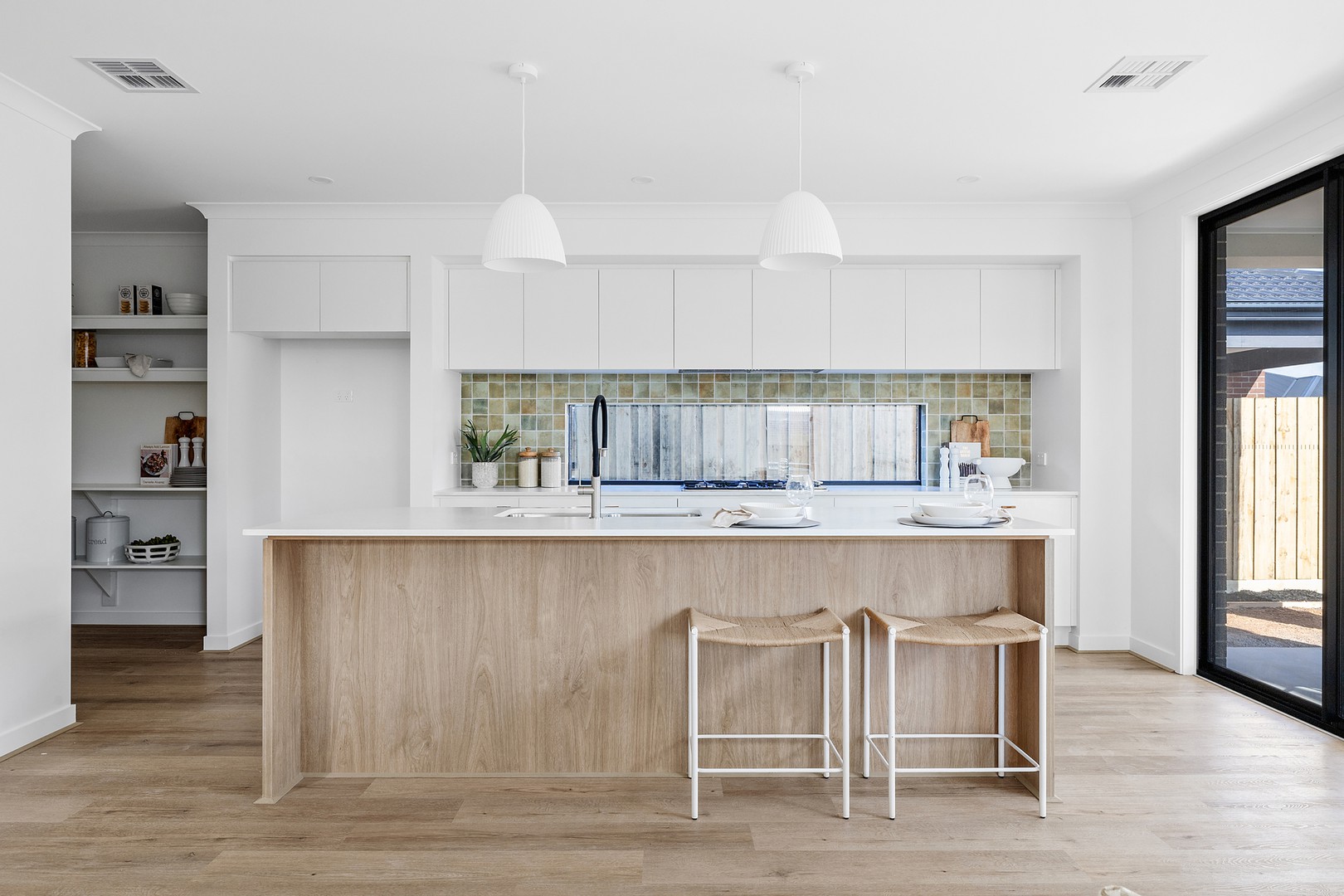 36 Pasilla Circuit, Mickleham, VIC 3064, Mickleham - Thumbnail 2
