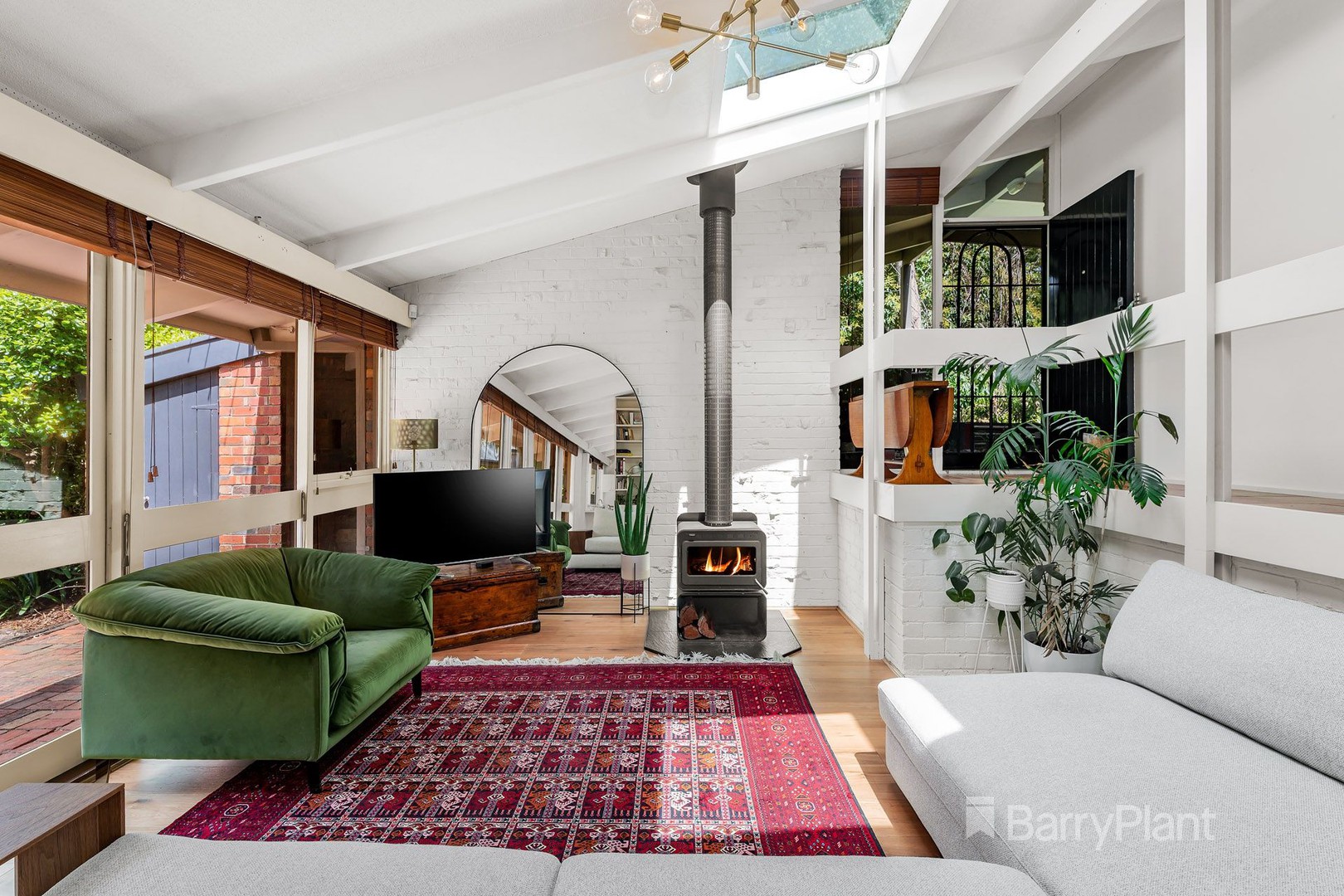 36 Pound Road, Warrandyte, VIC 3113 - Thumbnail 2 - 25/02/2023