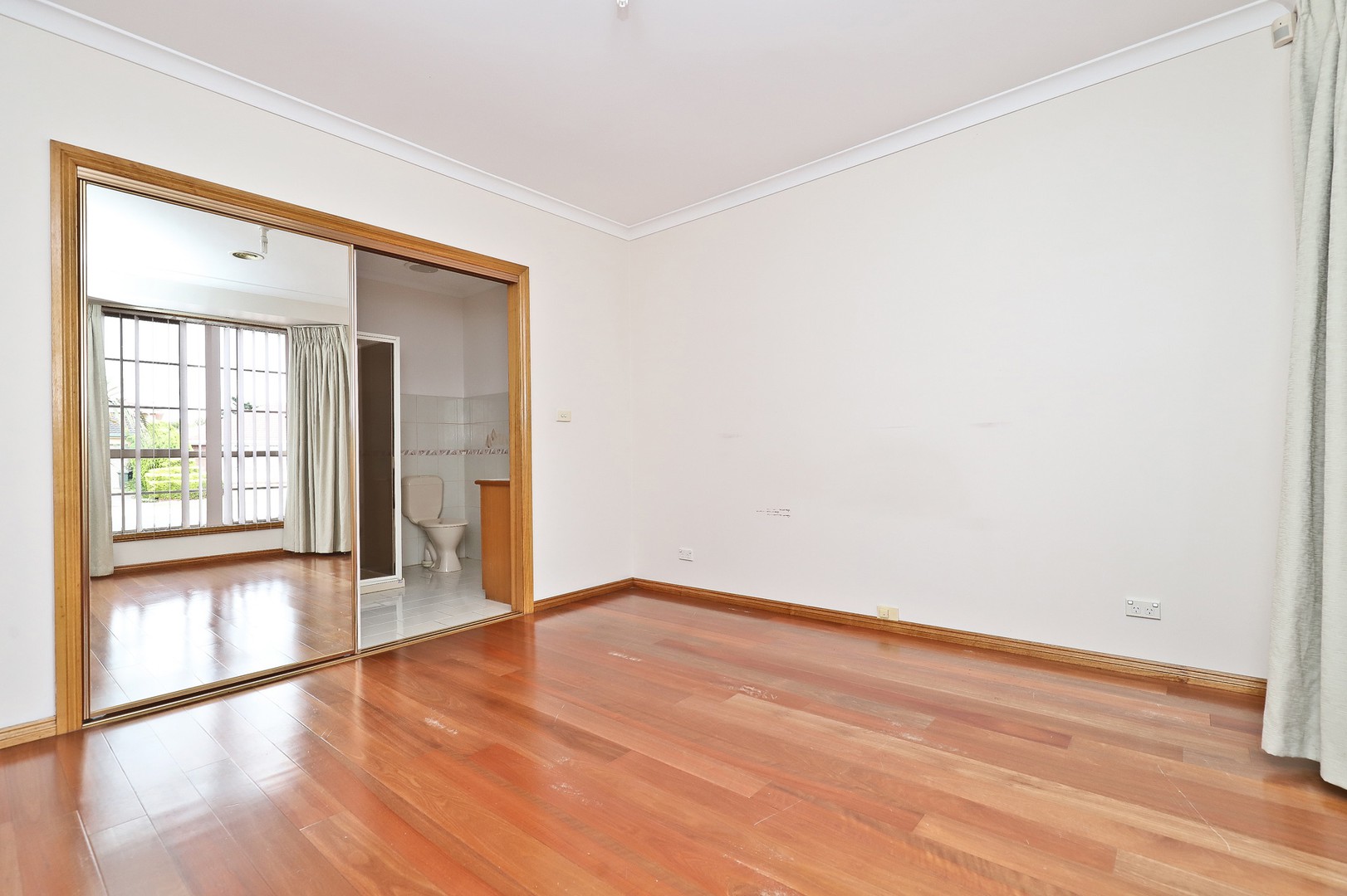 36 Prince Albert Crescent, Taylors Lakes, VIC 3038, Taylors Lakes - Thumbnail 6