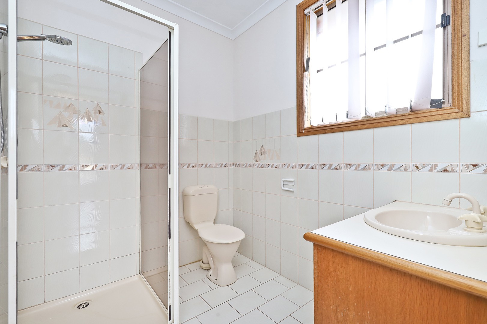 36 Prince Albert Crescent, Taylors Lakes, VIC 3038, Taylors Lakes - Thumbnail 7