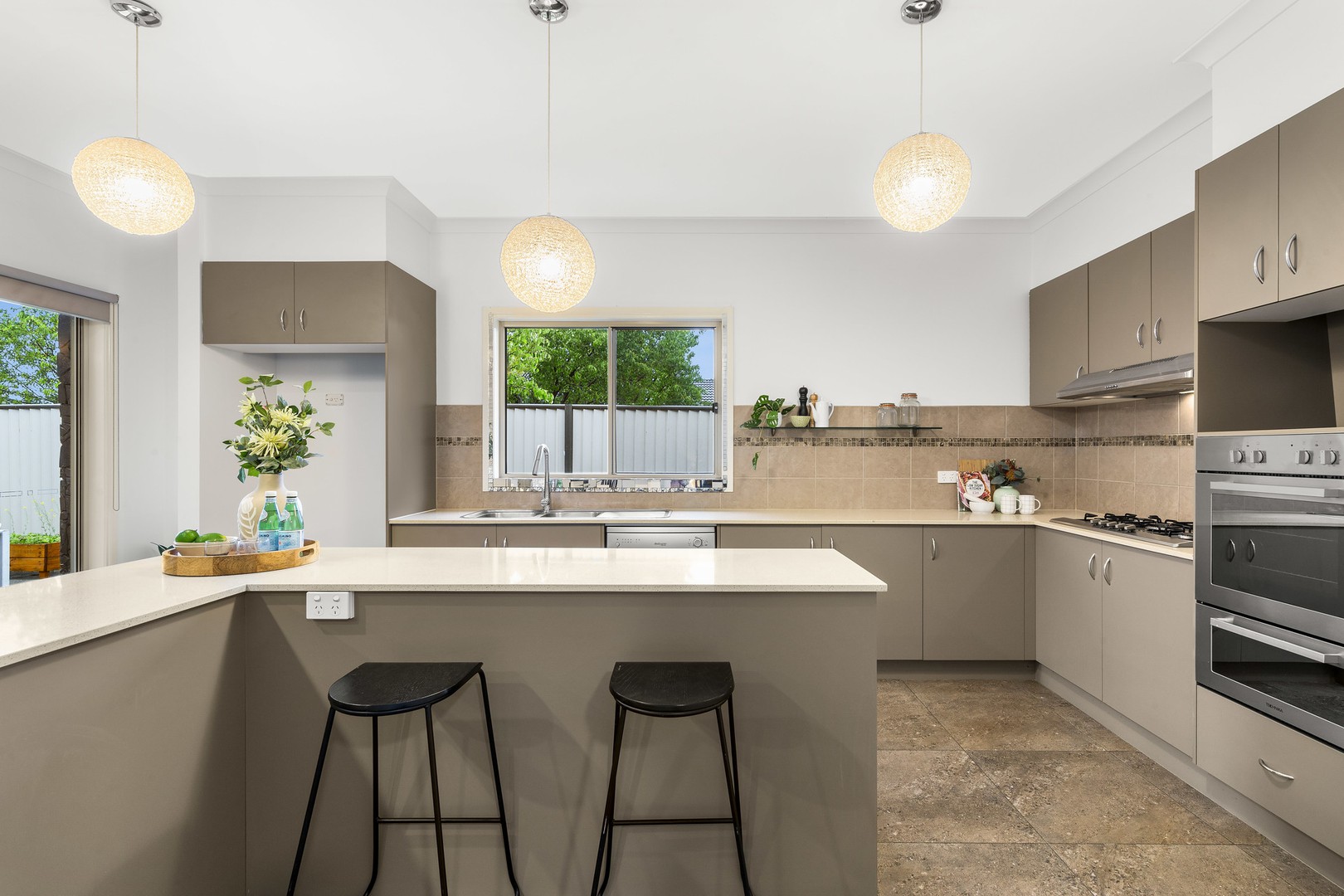 36 Princetown Drive, South Morang, VIC 3752, South Morang - Thumbnail 2