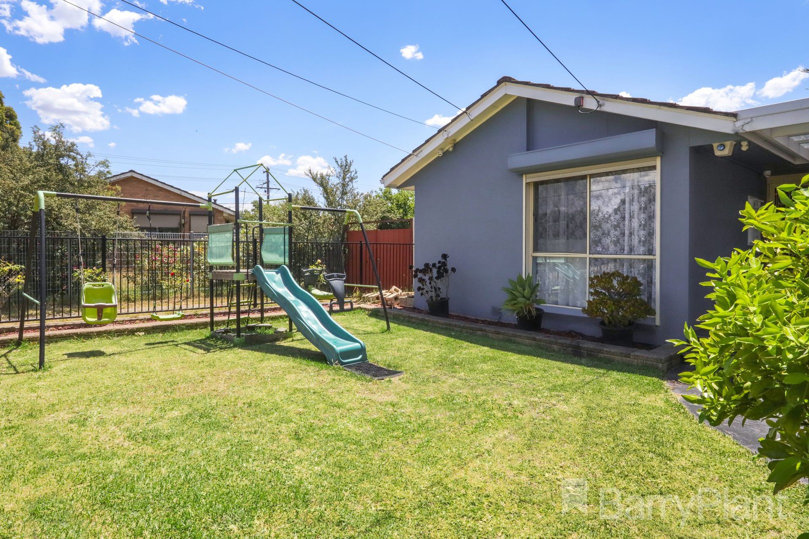 36 Roberts Crescent, Sunshine West, VIC 3020, Sunshine West - Thumbnail 3