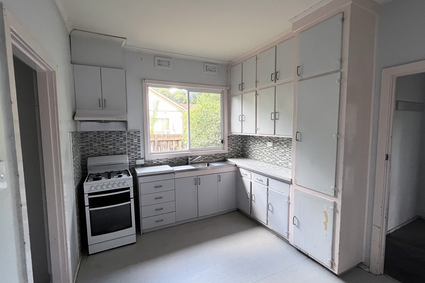 36 Ruby Street, Preston, VIC 3072, Preston - Thumbnail 3