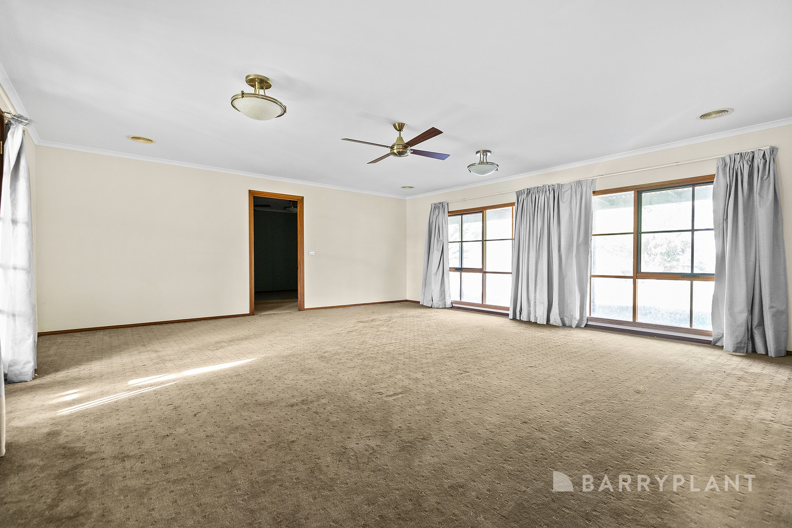 36 Ryan Road, Pakenham, VIC 3810, Pakenham - Thumbnail 5