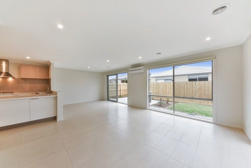 36 Shearwater Dr, Armstrong Creek, VIC 3217 - Thumbnail 2 - 24/02/2026