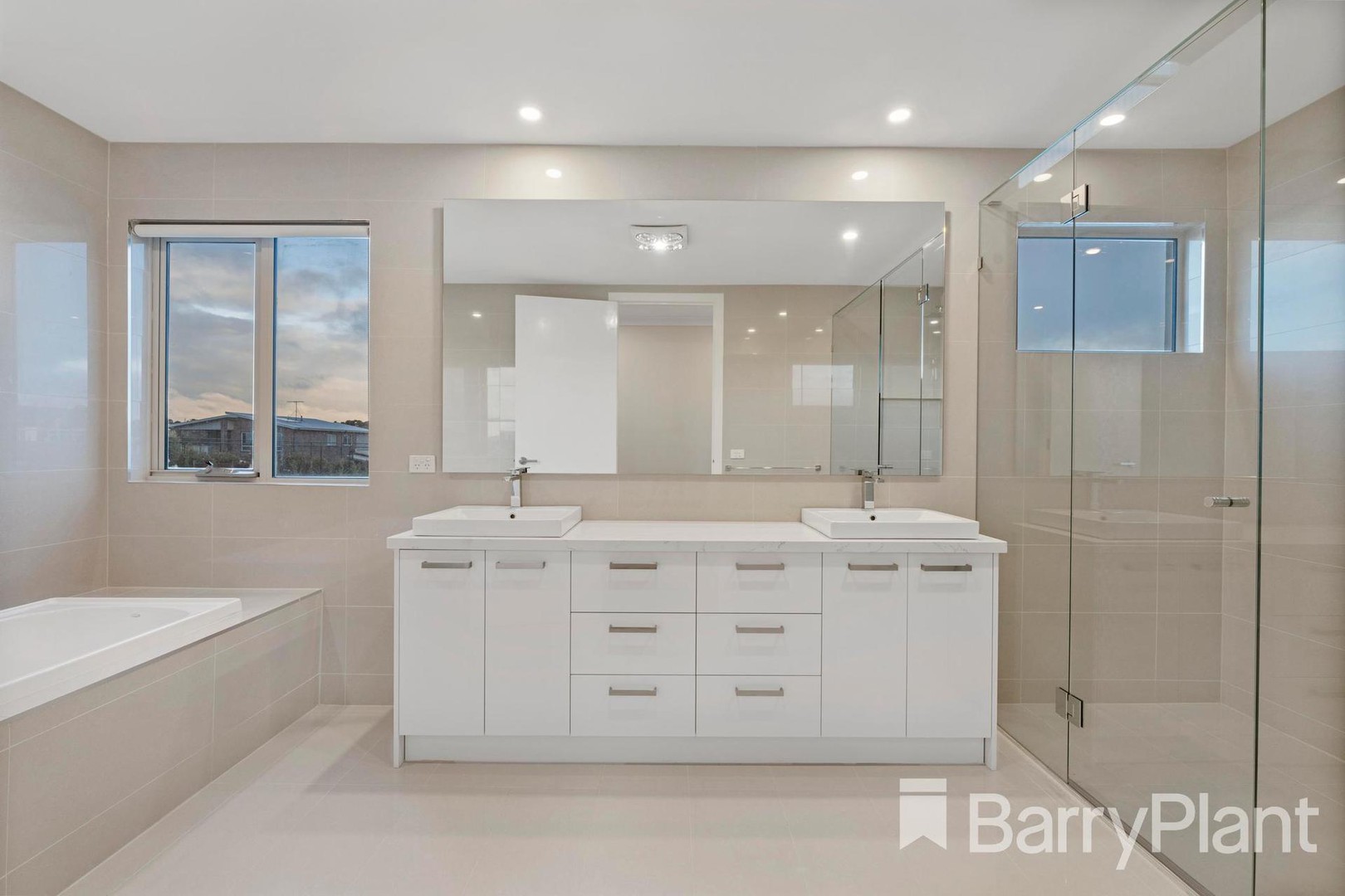 36 Stoneleigh CrescentHighton, VIC 3216, Highton - Thumbnail 8