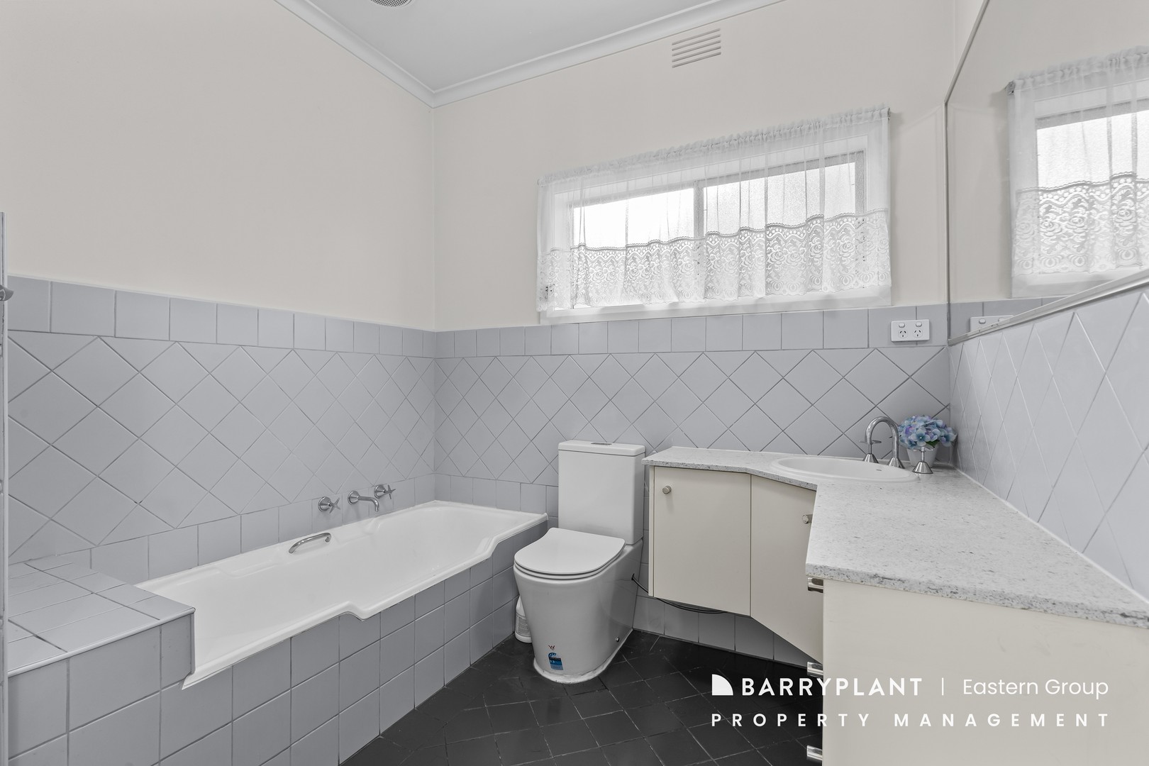 36 Thompsons Road, Bulleen, VIC 3105, Bulleen - Thumbnail 7