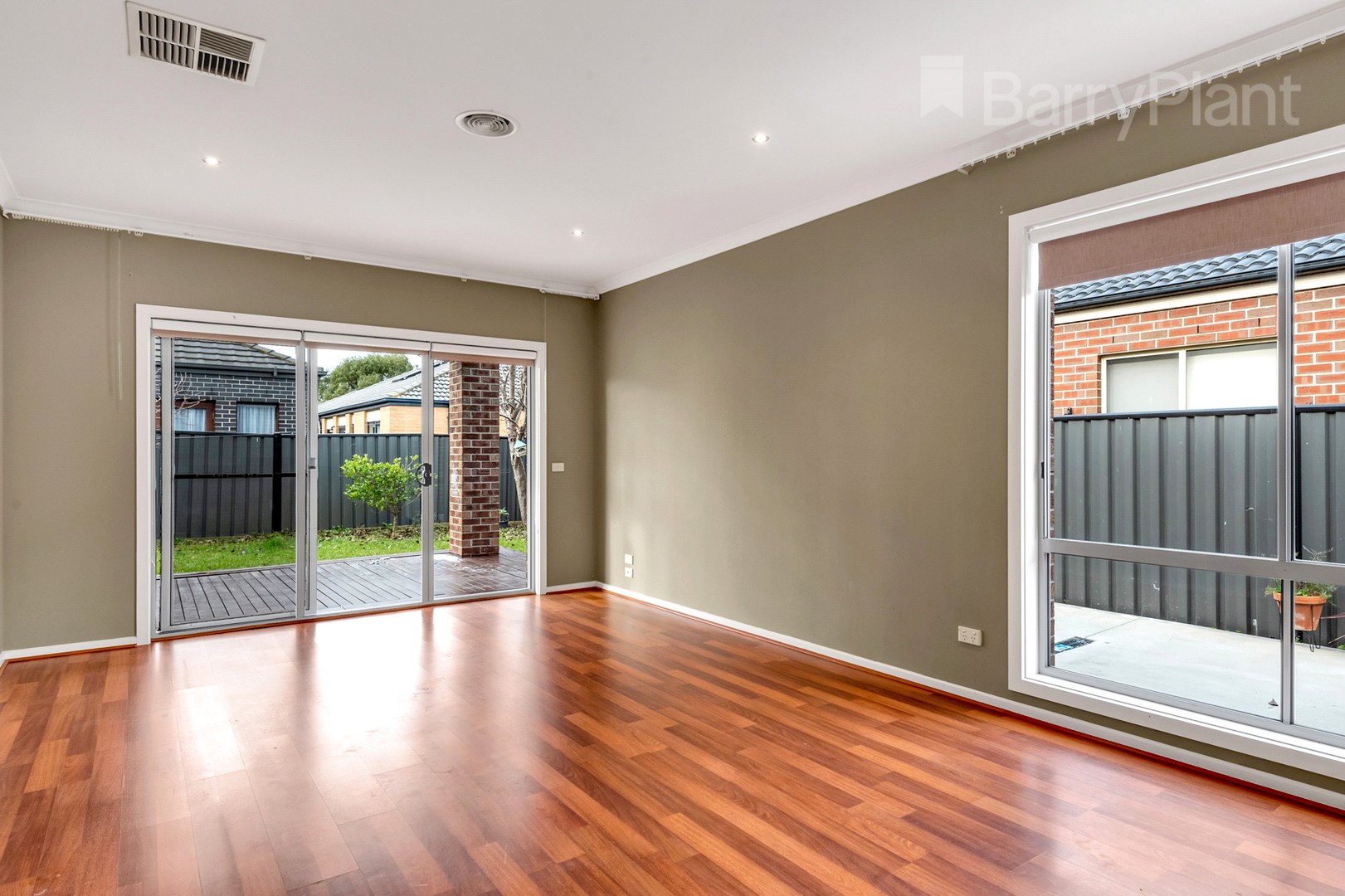 36 Thorngrove Street, Craigieburn, VIC 3064, Craigieburn - Thumbnail 4