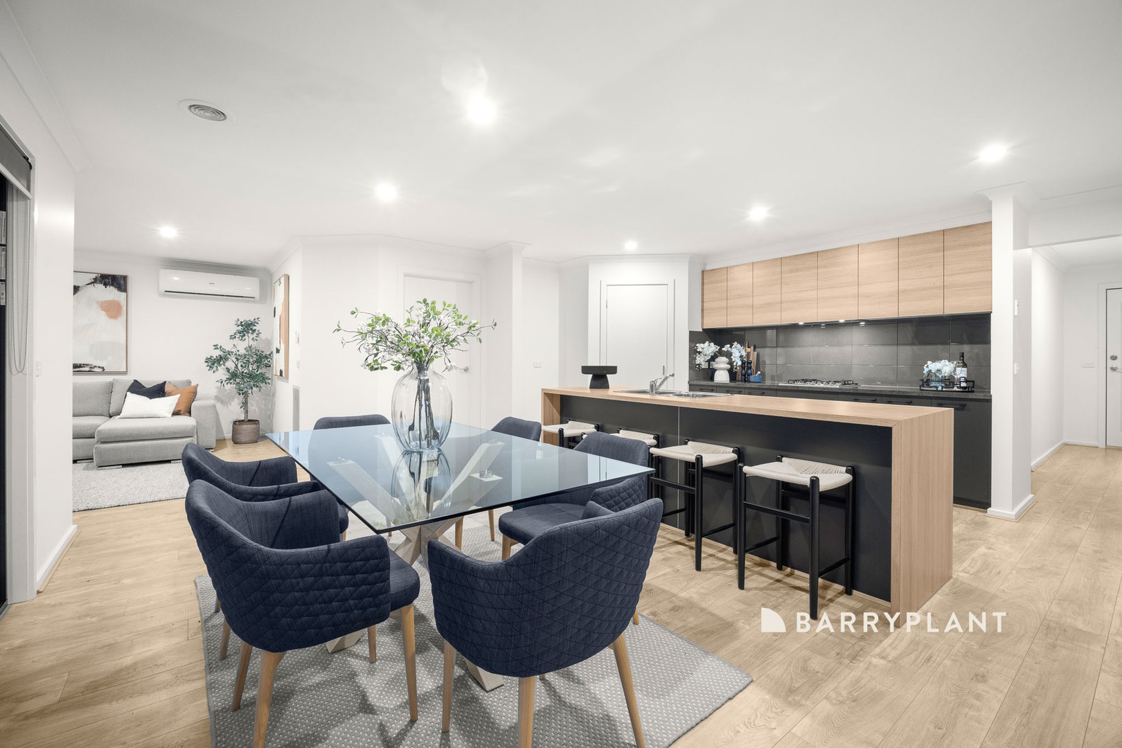 36 Timbertop Crescent, Drouin, VIC 3818 - Thumbnail 2 - 19/11/2025