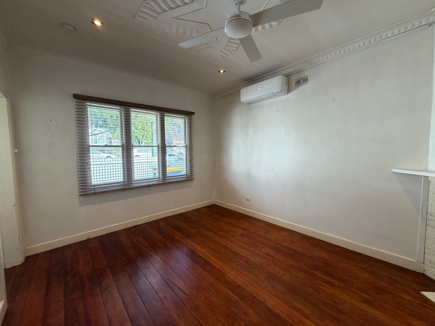 36 Villamanta Street, Geelong West, VIC 3218 - Thumbnail 2 - 03/09/2026
