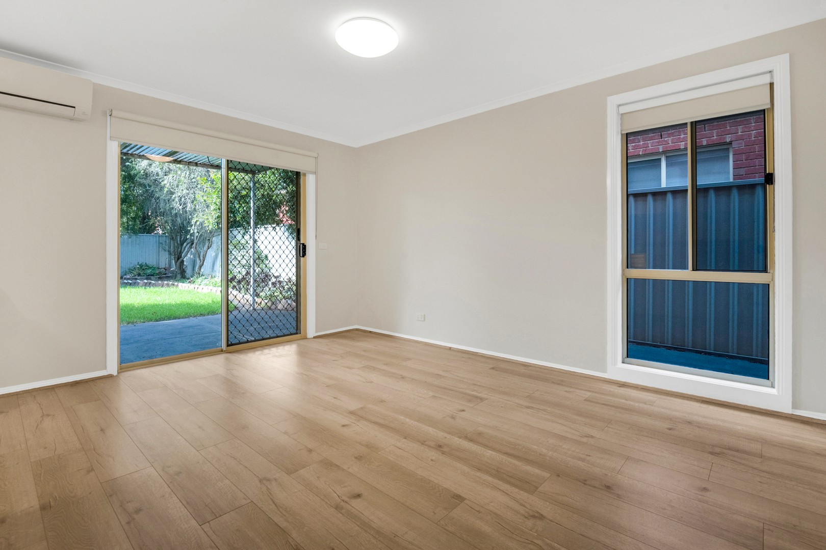 36 Waterford Avenue, Craigieburn, VIC 3064, Craigieburn - Thumbnail 4