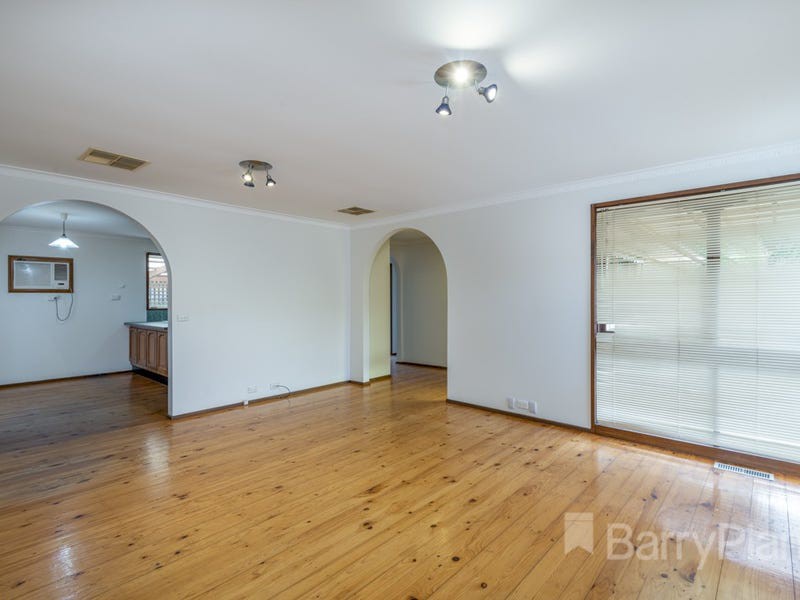 36 Whitehaven Crescent, Noble Park North, VIC 3174, Noble Park North - Thumbnail 2