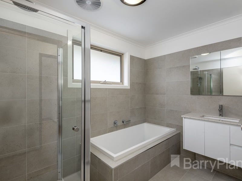36 Whitehaven Crescent, Noble Park North, VIC 3174, Noble Park North - Thumbnail 6