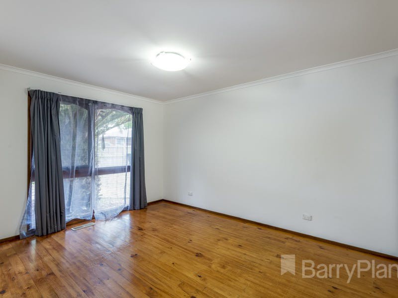 36 Whitehaven Crescent, Noble Park North, VIC 3174, Noble Park North - Thumbnail 8