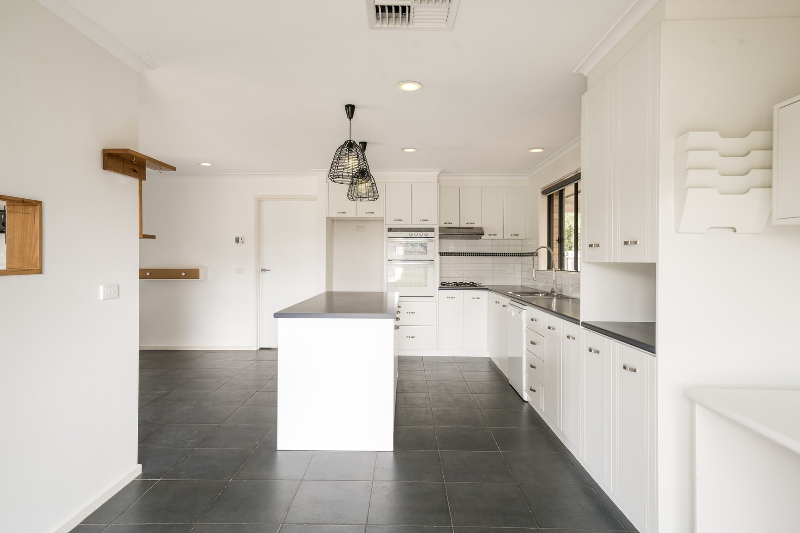 36 Winter Street, Belmont, VIC 3216, Belmont - Thumbnail 2