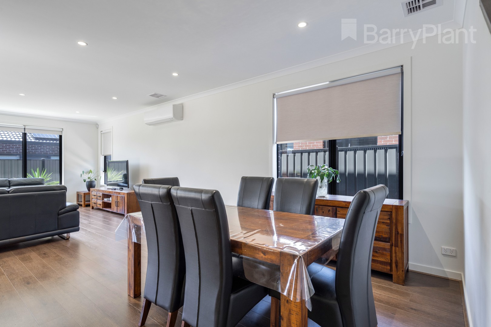 366 Highlander Drive, Craigieburn, VIC 3064, Craigieburn - Thumbnail 7