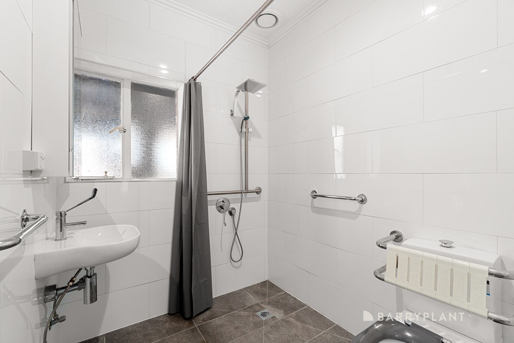 369 Waterdale Road, Bellfield, VIC 3081, Bellfield - Thumbnail 3