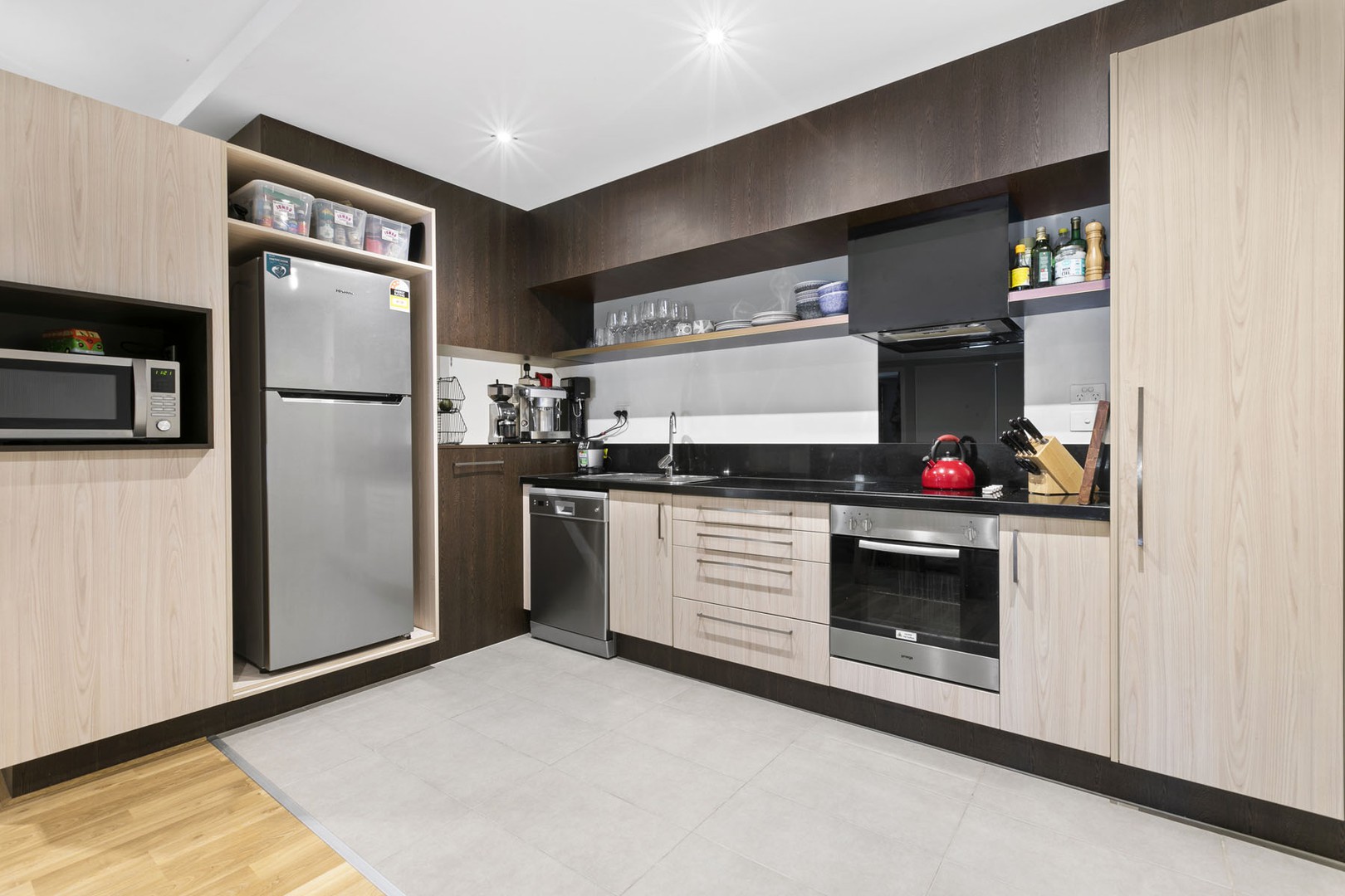 37/8 Crefden Street, Maidstone, VIC 3012 - Thumbnail 2 - 22/12/2021