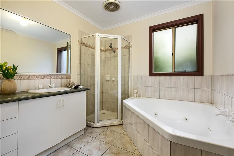 37 Balwyn Road, Bulleen, VIC 3105, Bulleen - Thumbnail 7