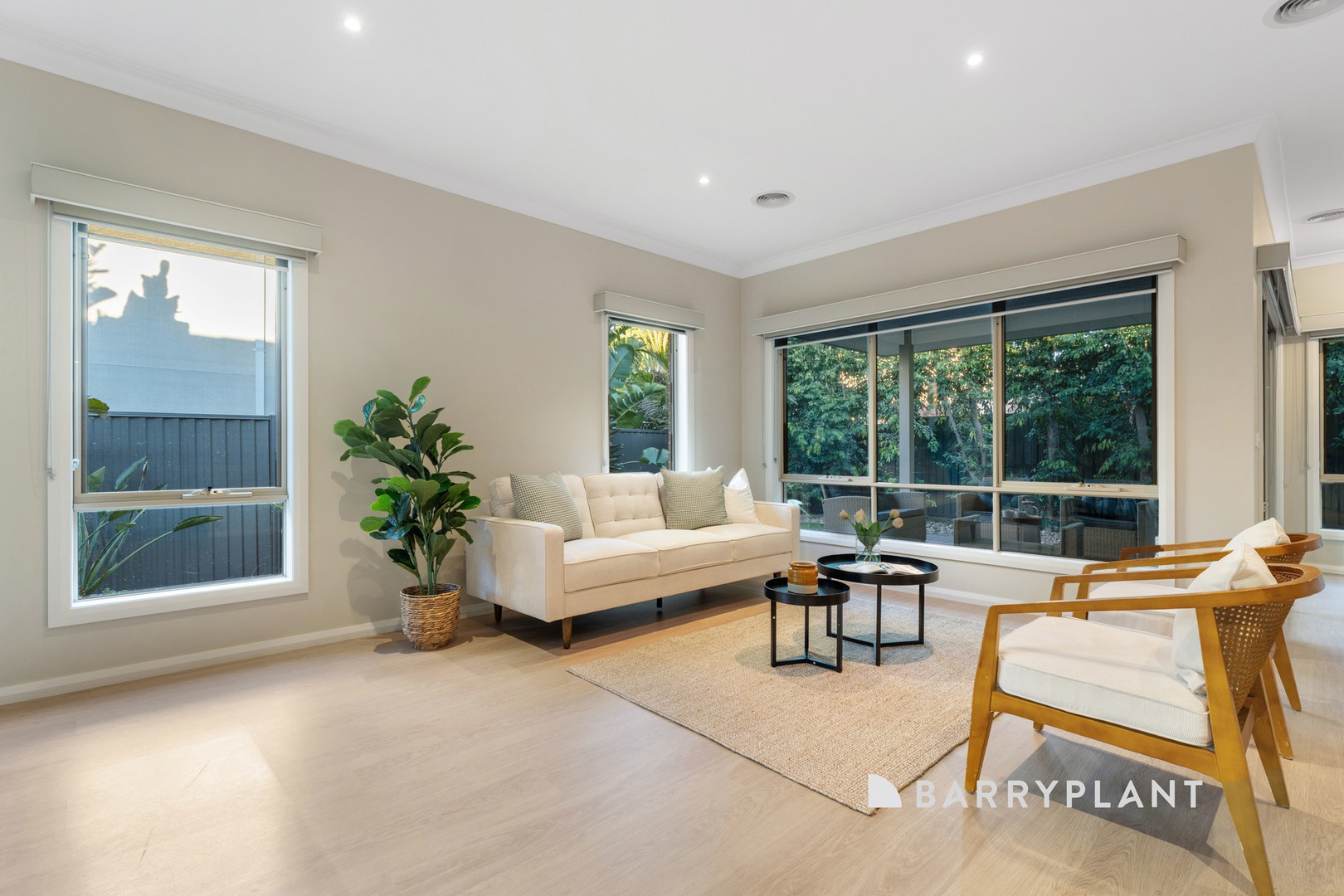 37 Bathgate Crescent, Cranbourne East, VIC 3977, Cranbourne East - Thumbnail 7