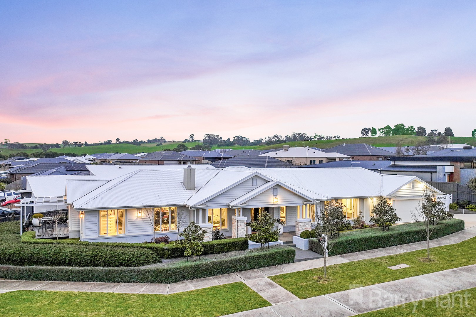 37 Blackman Drive, Warragul, VIC 3820, Warragul - Thumbnail 2