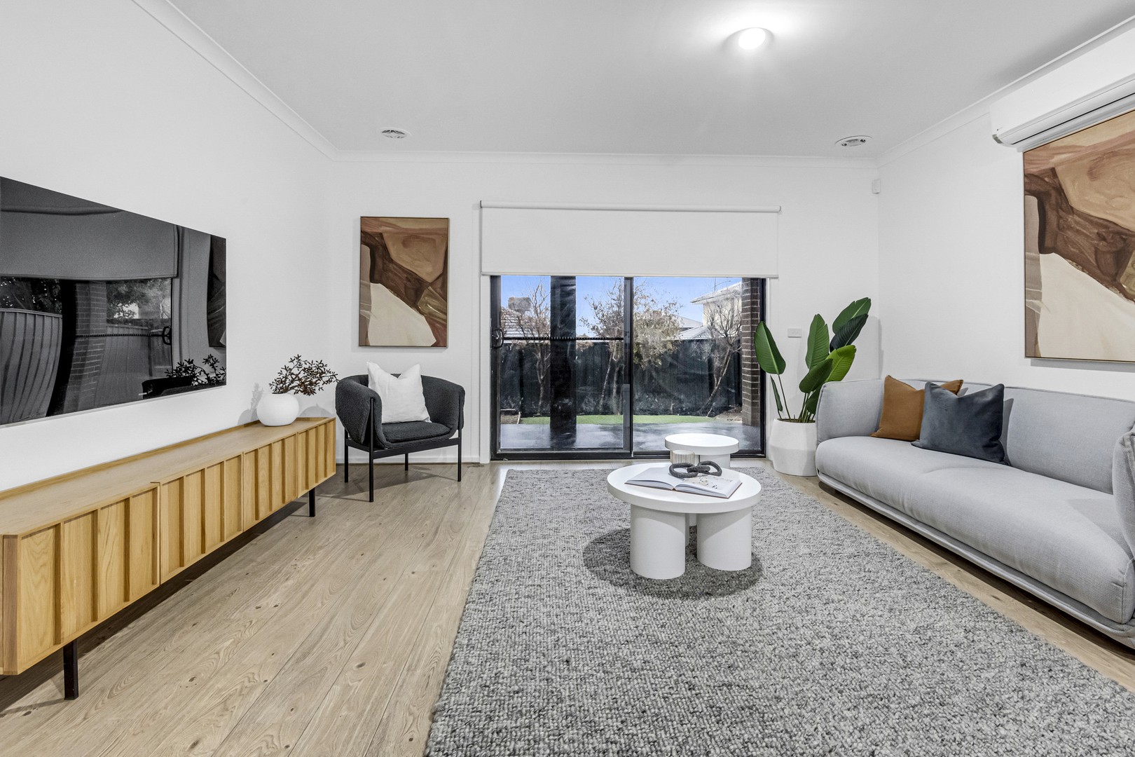 37 Brentwick Drive, Craigieburn, VIC 3064, Craigieburn - Thumbnail 6