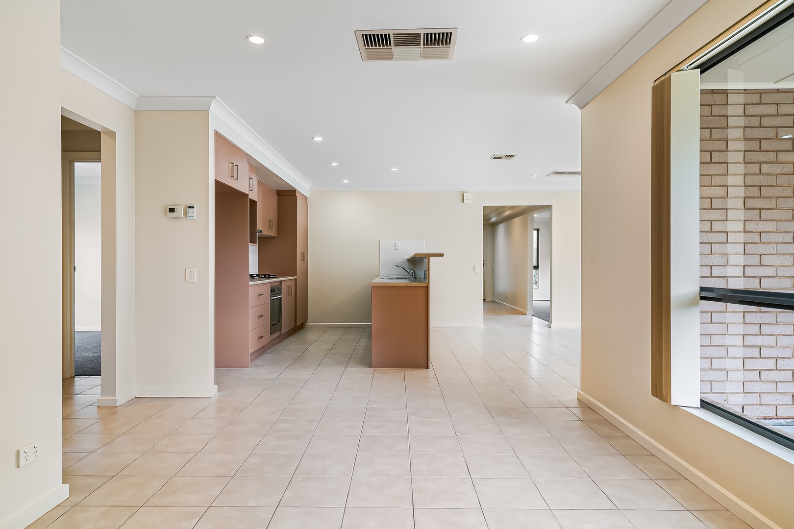 37 Britha Avenue, Evanston, SA 5116, Evanston - Thumbnail 2