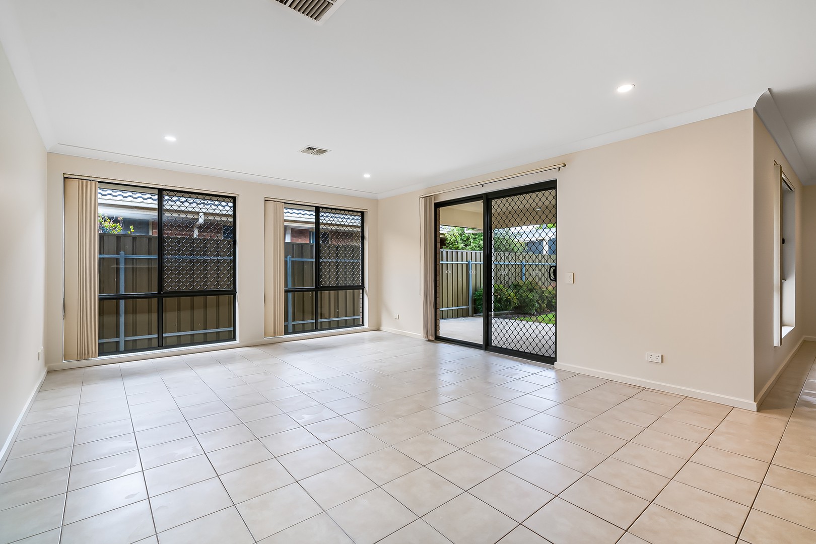 37 Britha Avenue, Evanston, SA 5116, Evanston - Thumbnail 4