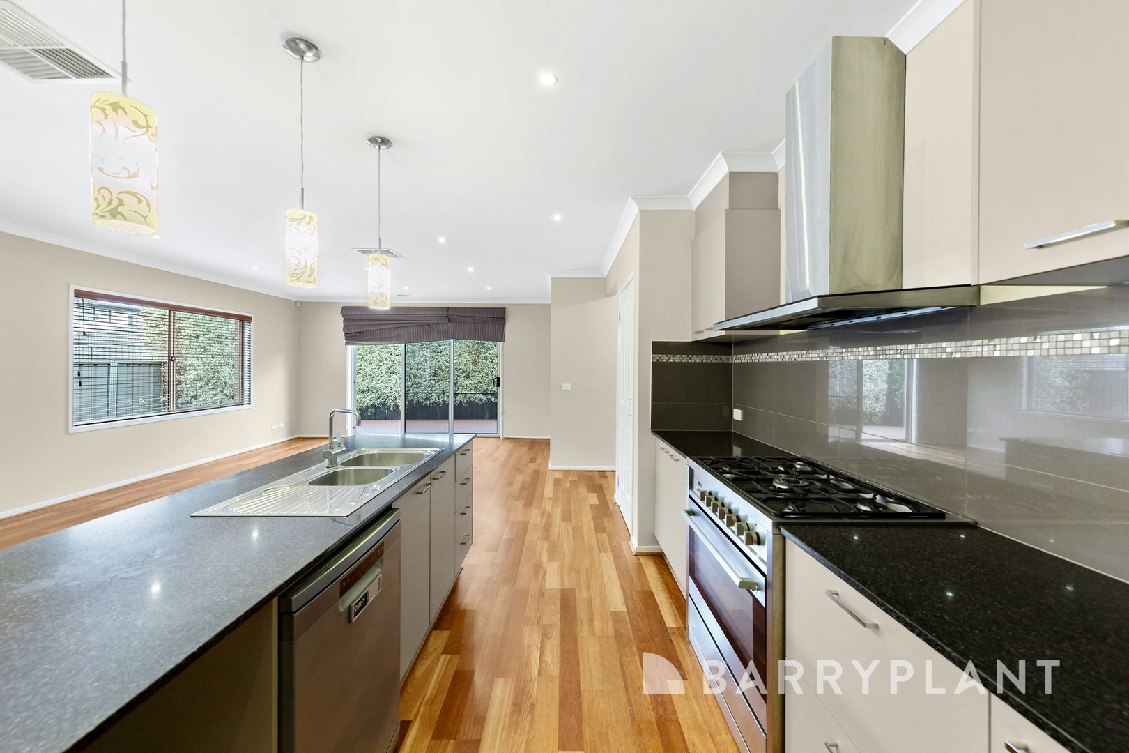 37 Callaway Lane, Hillside, VIC 3037, Hillside - Thumbnail 5
