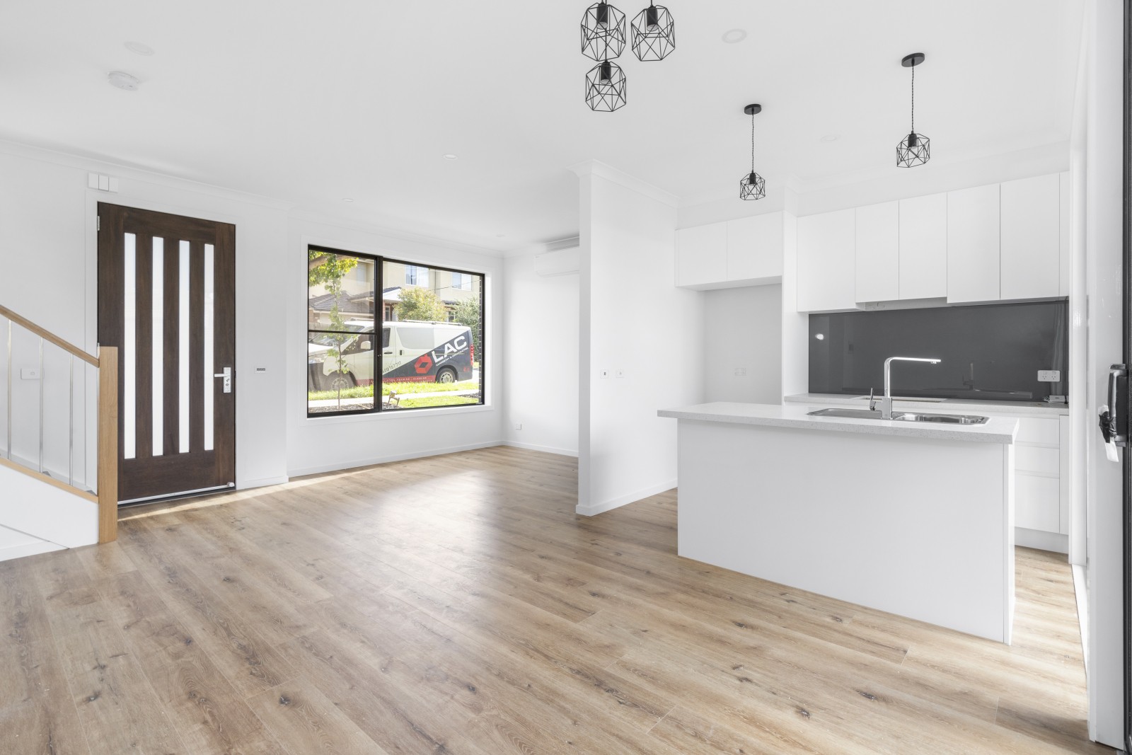 37 Camellia Avenue, Noble Park North, VIC 3174, Noble Park North - Thumbnail 2