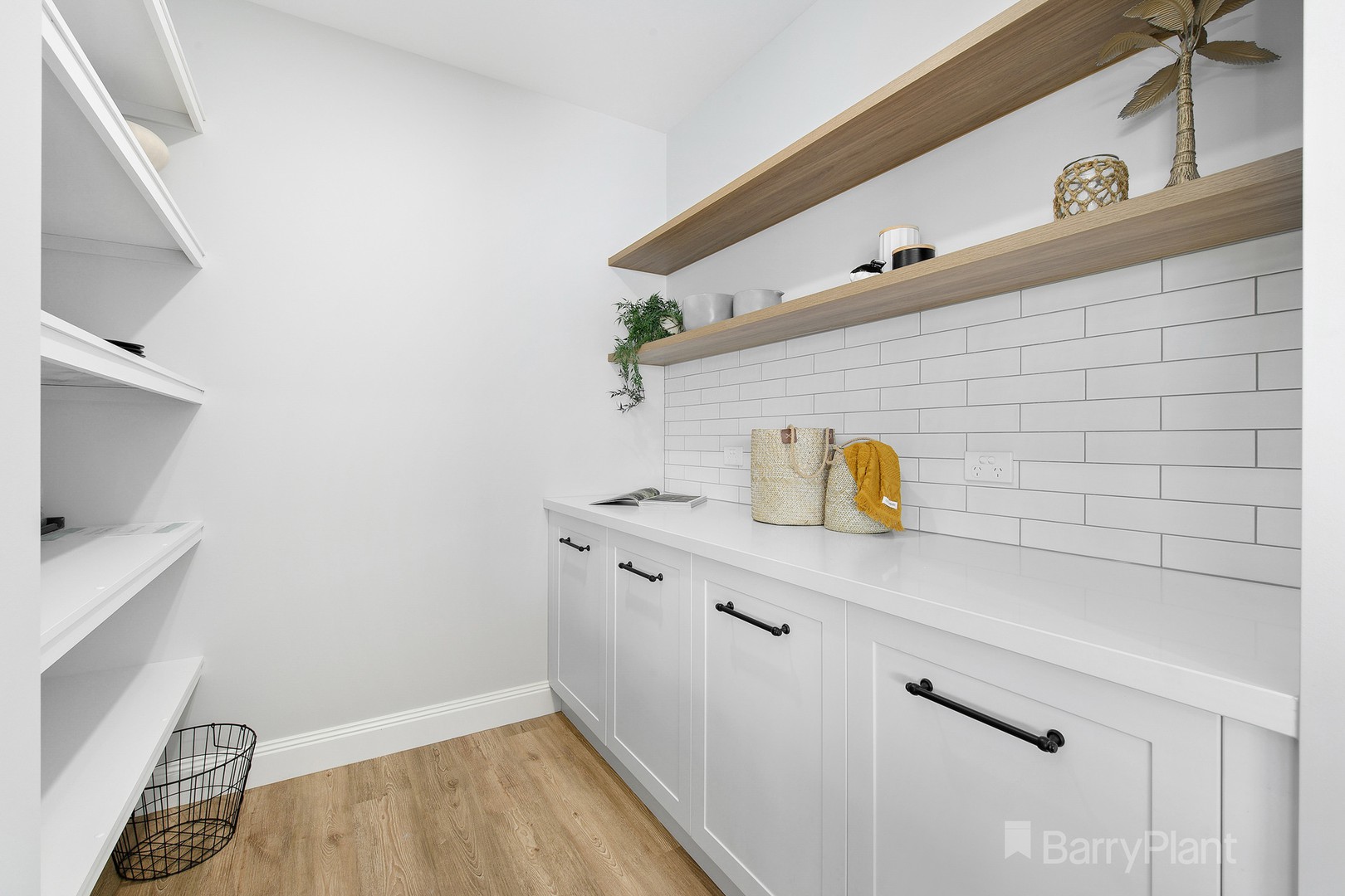37 Carey Crescent, Bacchus Marsh, VIC 3340, Bacchus Marsh - Thumbnail 7