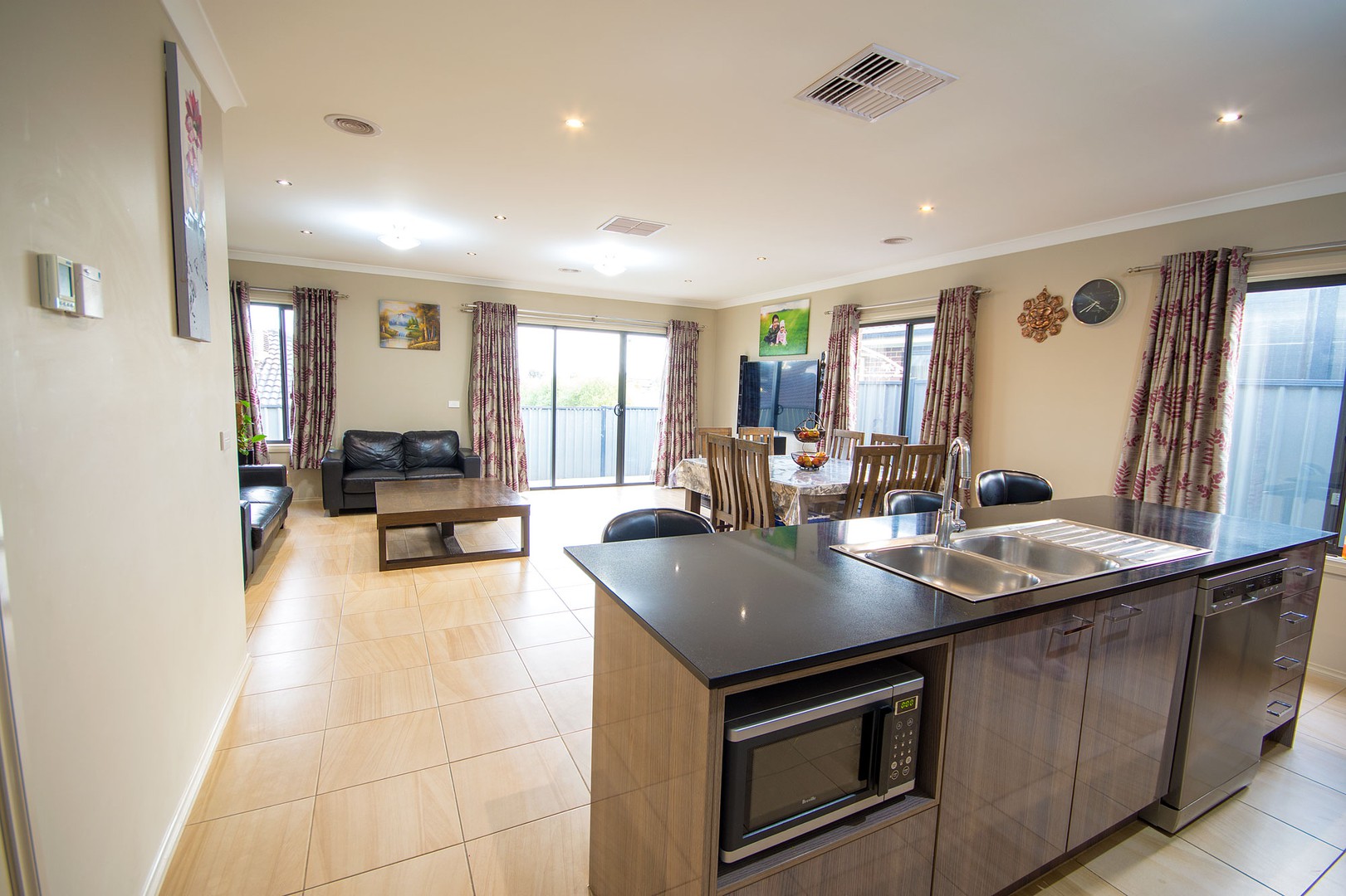 37 Cassinias GroveMernda, VIC 3754  - Leased, Mernda - Thumbnail 3