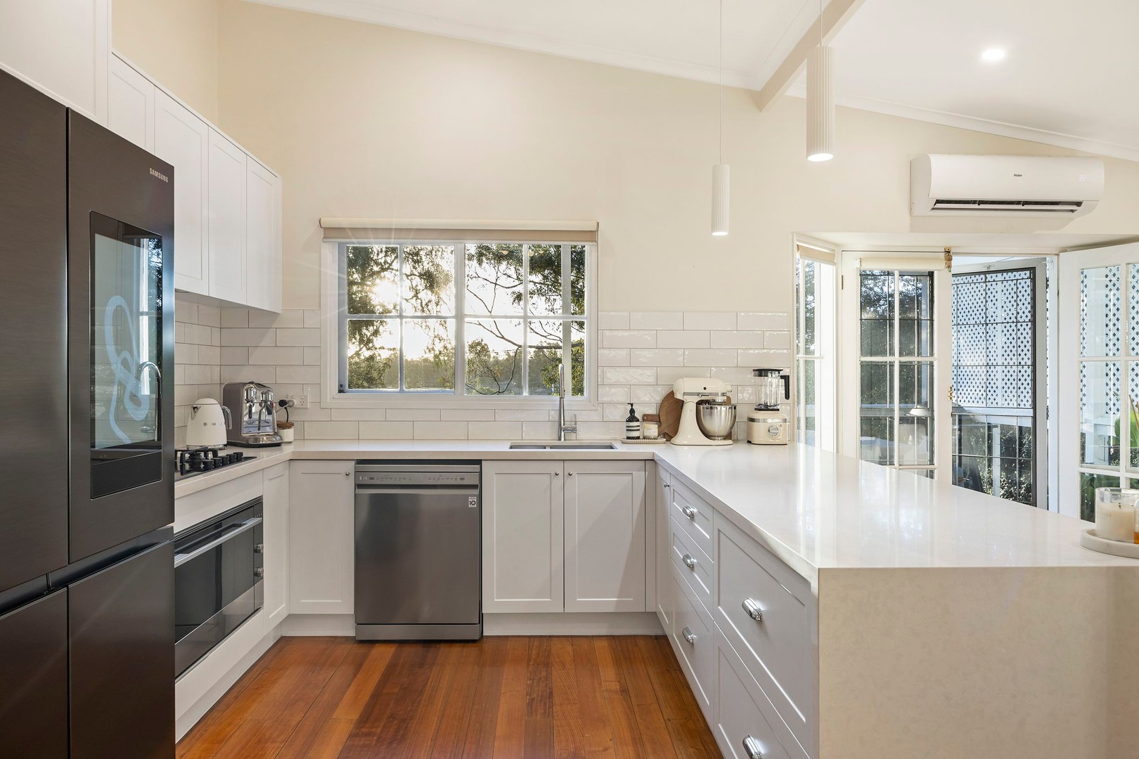 37 Clifton Street, Aberfeldie, VIC 3040, Aberfeldie - Thumbnail 5