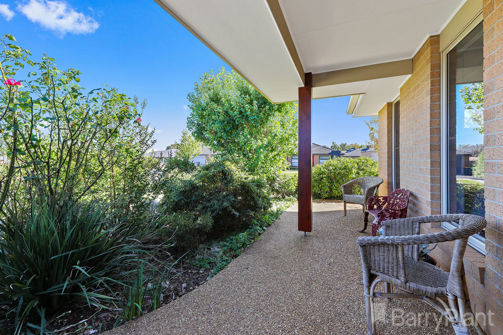 37 Cook Street, Drouin, VIC 3818, Drouin - Thumbnail 3