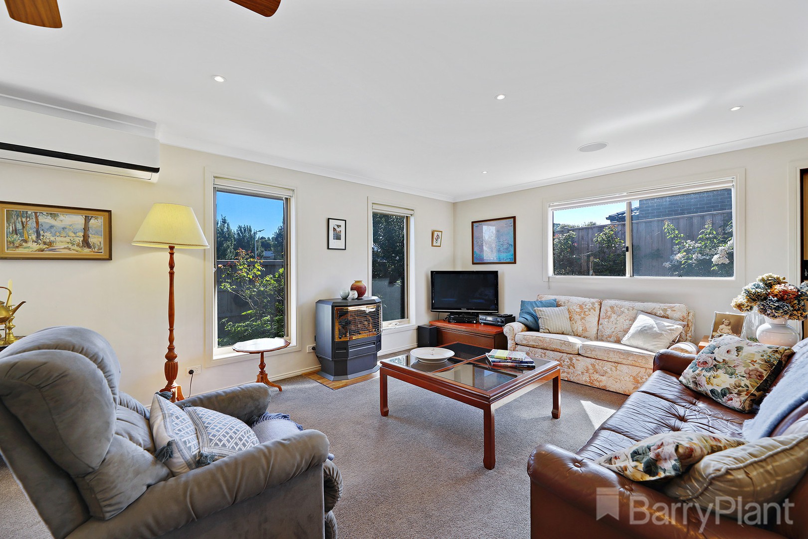 37 Cook Street, Drouin, VIC 3818, Drouin - Thumbnail 6