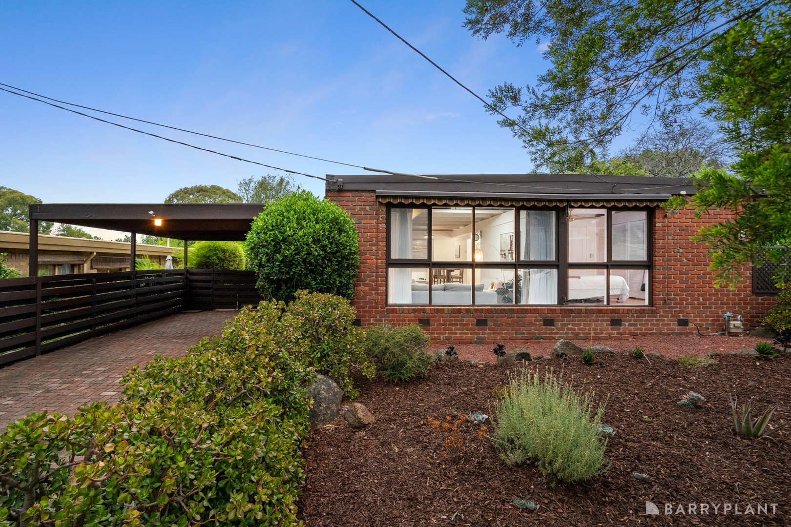 37 Danielle Crescent, Heathmont, VIC 3135, Heathmont - Thumbnail 2
