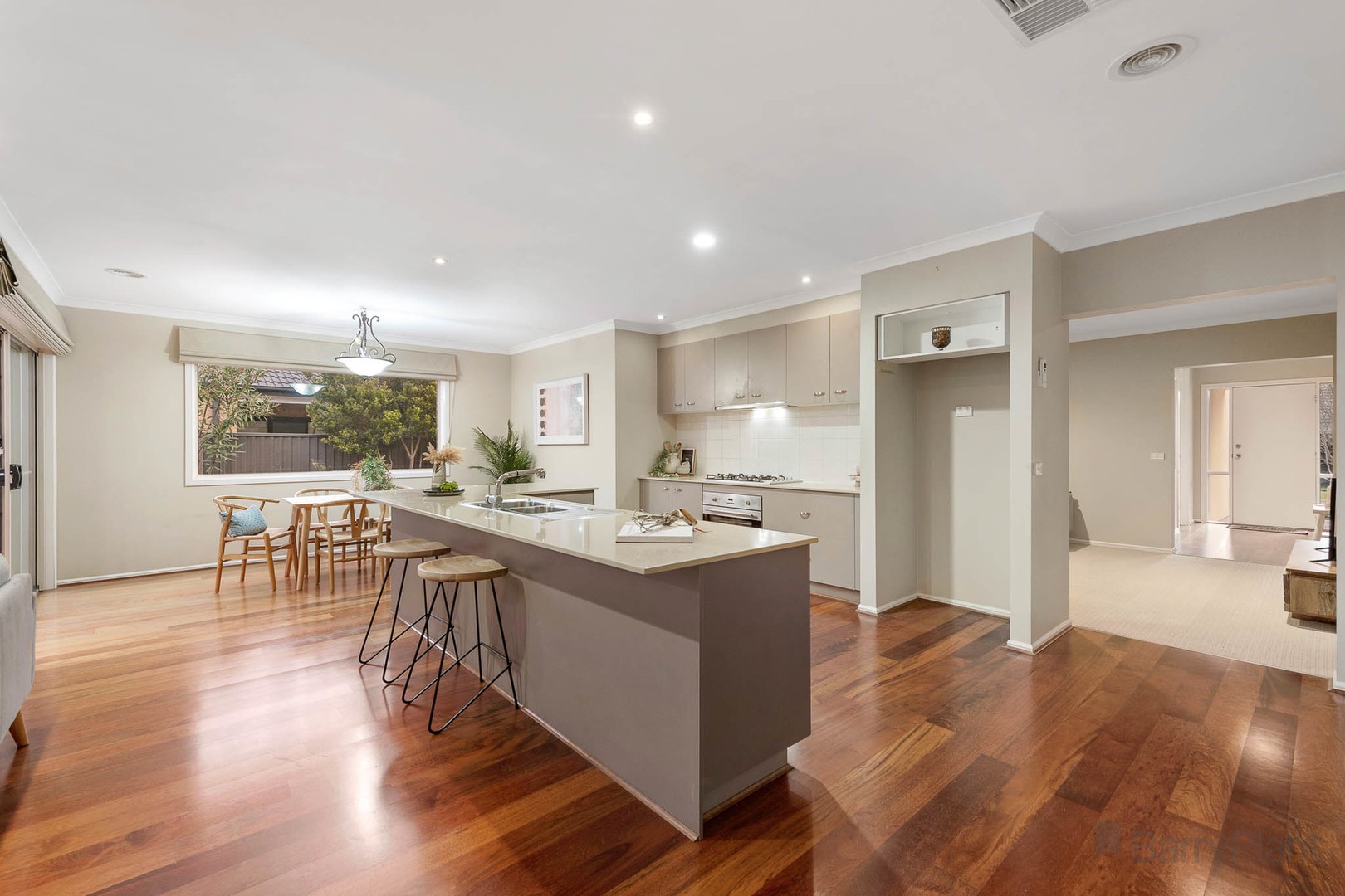 37 Downing Square, Pakenham, VIC 3810, Pakenham - Thumbnail 3