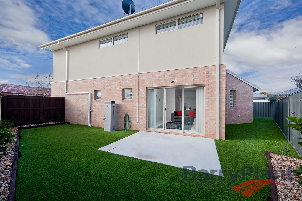 37 Dunkirk Drive, Point Cook, VIC 3030, Point Cook - Thumbnail 4