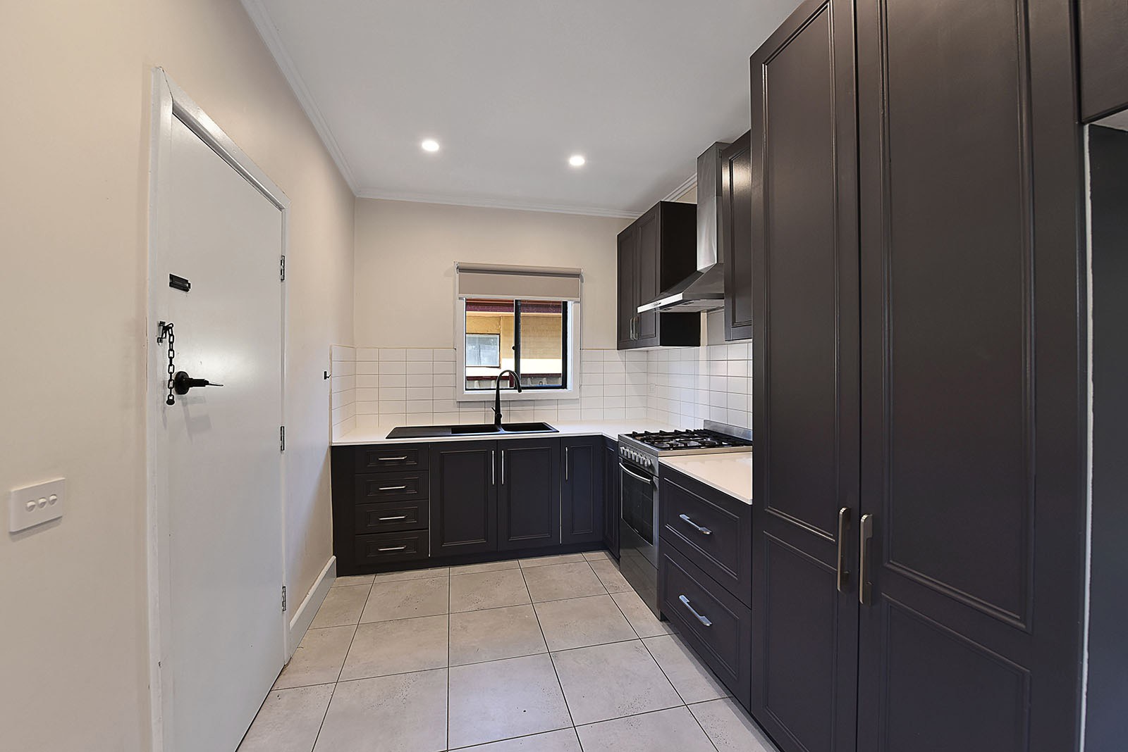 37 Etzel St, Airport West, VIC 3042 - Thumbnail 2 - 15/08/2025