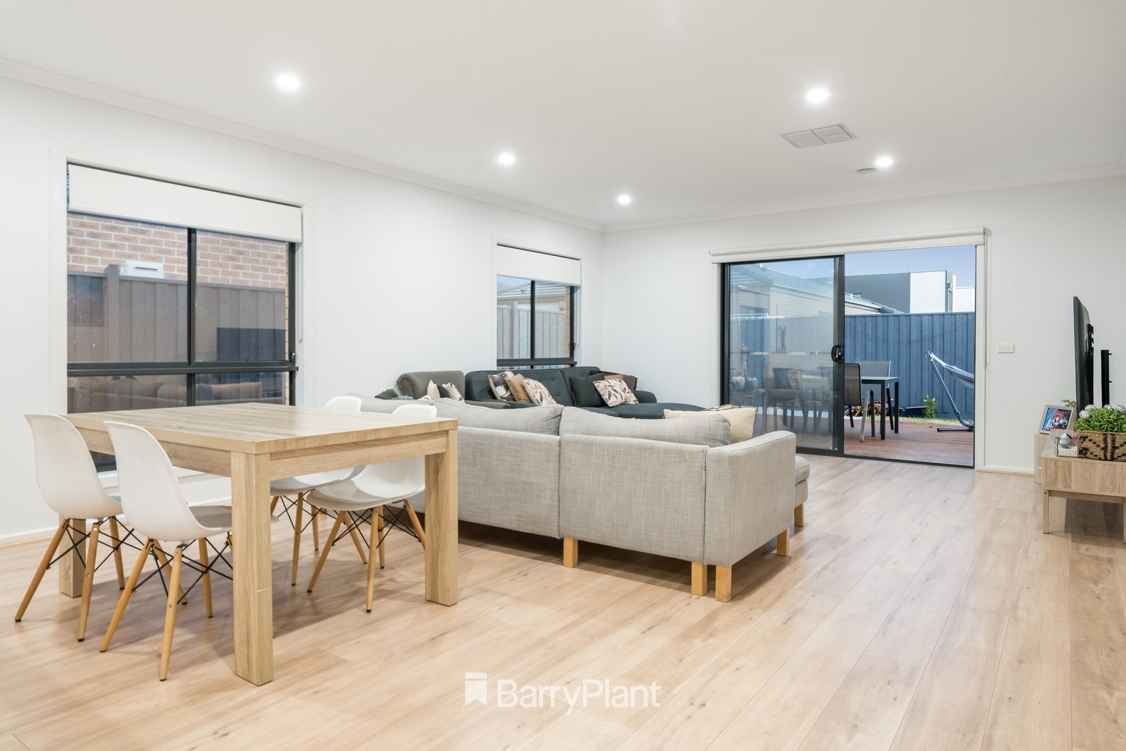 37 Fawkner Crescent, Armstrong Creek, VIC 3217, Armstrong Creek - Thumbnail 4
