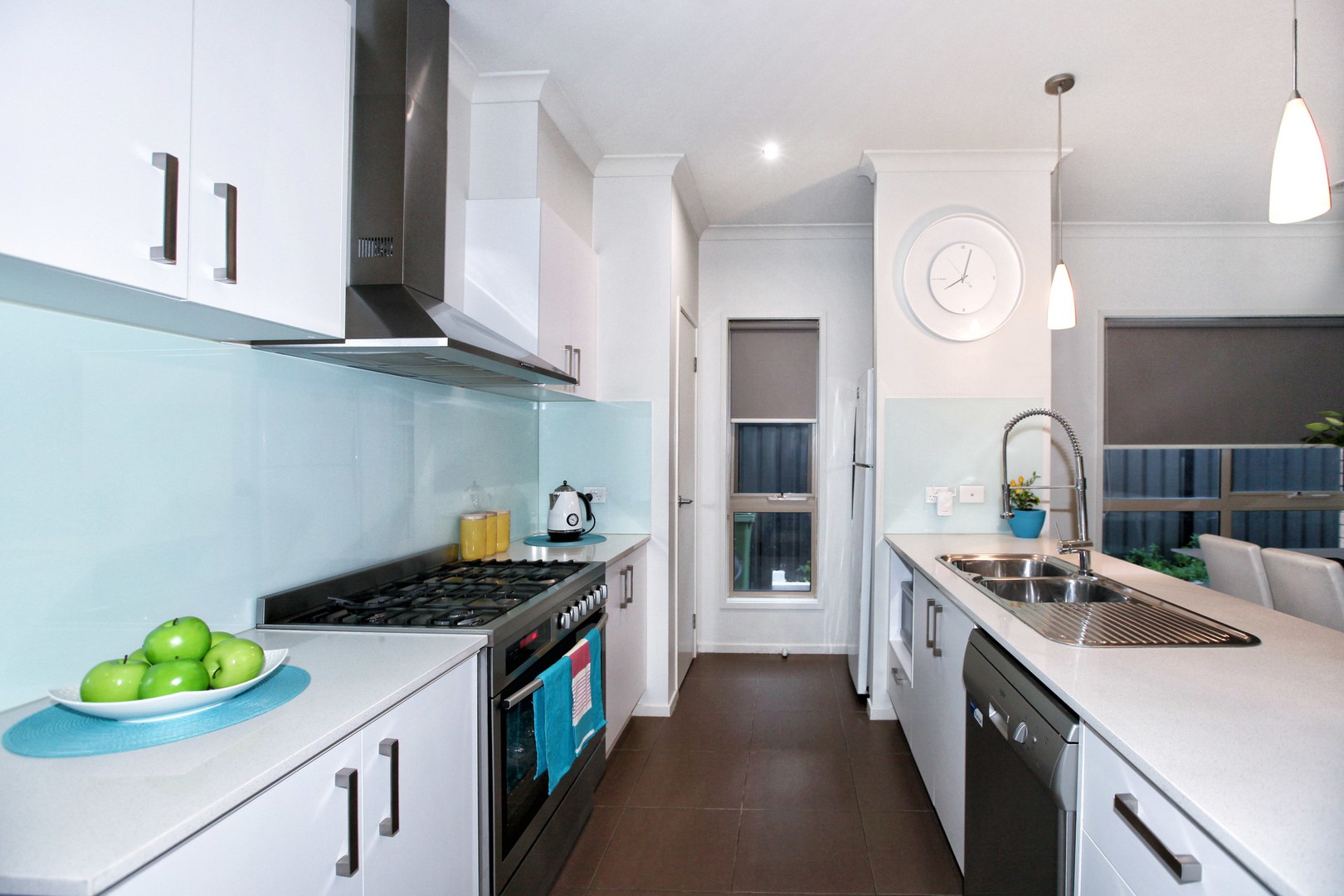 37 Fermont Avenue, Craigieburn, VIC 3064, Craigieburn - Thumbnail 3