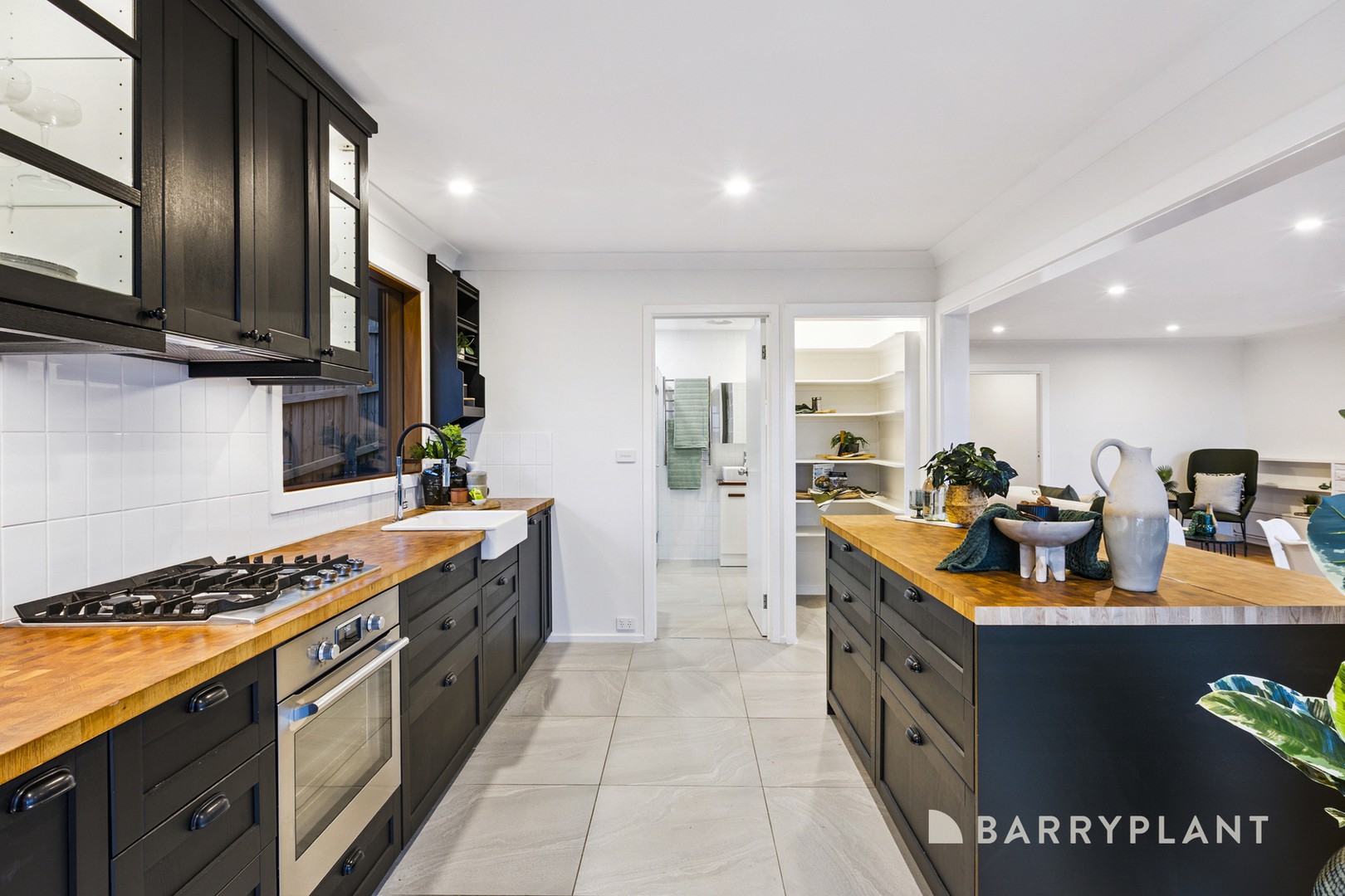 37 Finmere Crescent, Upper Ferntree Gully, VIC 3156, Upper Ferntree Gully - Thumbnail 3