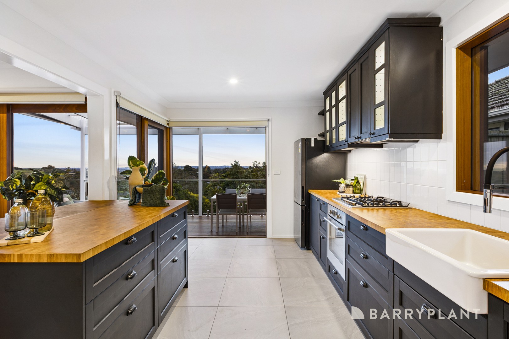 37 Finmere Crescent, Upper Ferntree Gully, VIC 3156, Upper Ferntree Gully - Thumbnail 4