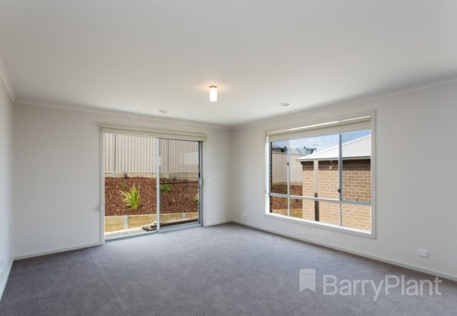 37 Fraser Street, Mount Pleasant, VIC 3350, Mount Pleasant - Thumbnail 3
